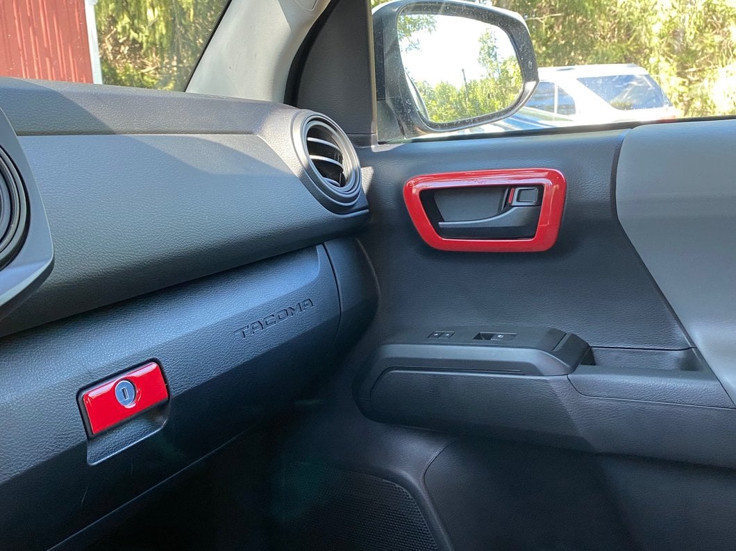 RedRock Front Door Handle Trim; Red (16-23 Tacoma)