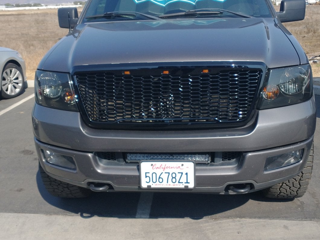 RedRock Baja Upper Replacement Grille with LED Lighting; Gloss Black (04-08 F-150)