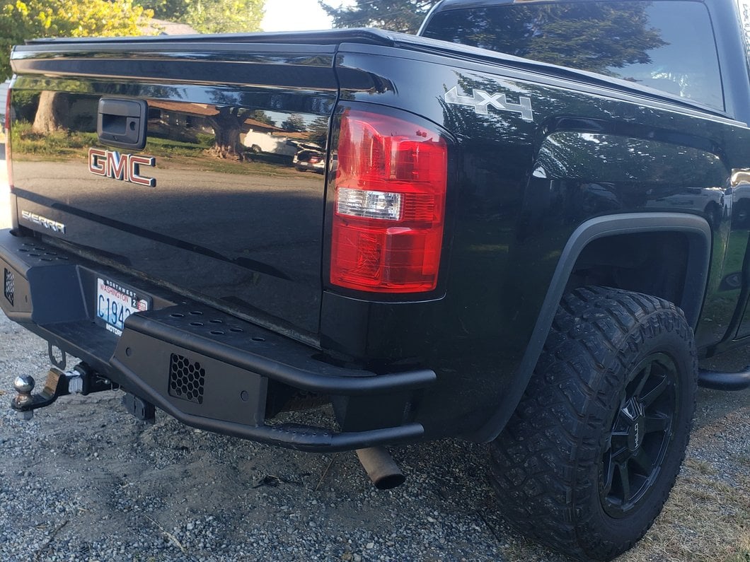 RedRock Tubular Off-Road Rear Bumper (07-18 Sierra 1500)