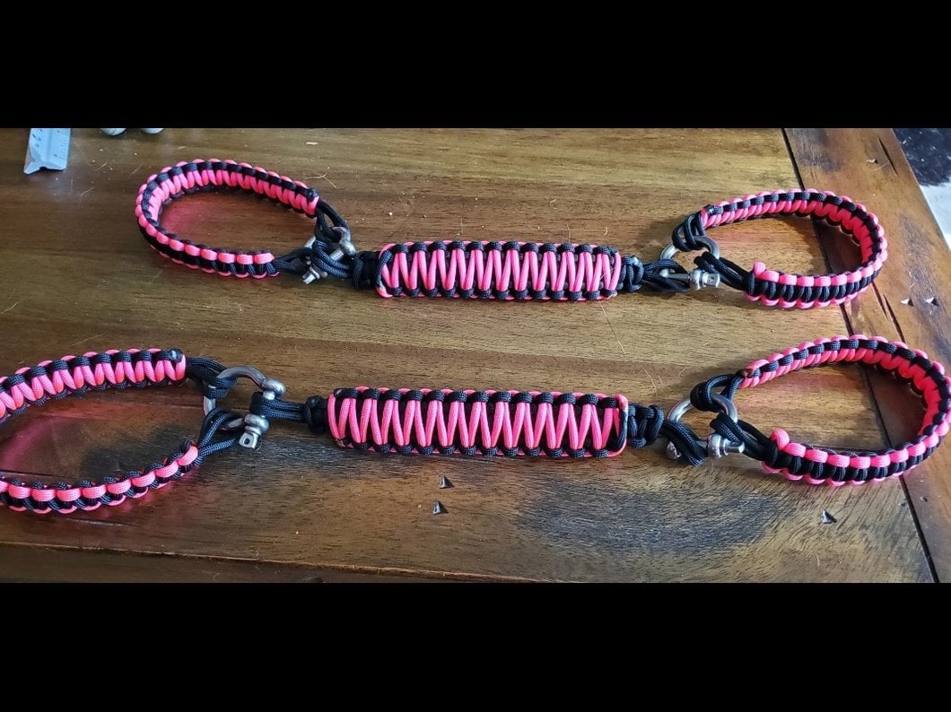 RedRock Front Rollbar Paracord Grab Handles with D-Rings; Black and Pink (07-18 Jeep Wrangler JK)