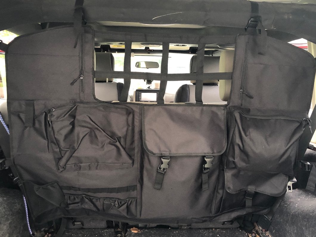 RedRock Cargo Net/Pet Divider; Rear Seat (07-25 Jeep Wrangler JK & JL 4-Door)