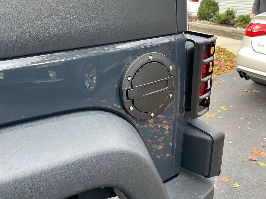 RedRock Fuel Filler Door Cover (07-18 Jeep Wrangler JK)