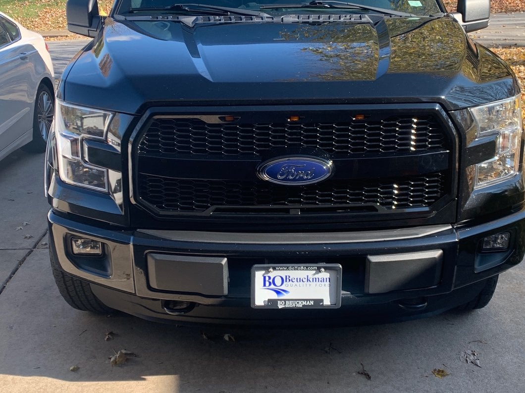 RedRock Baja Upper Replacement Grille with LED Lighting; Gloss Black (15-17 F-150, Excluding Raptor)