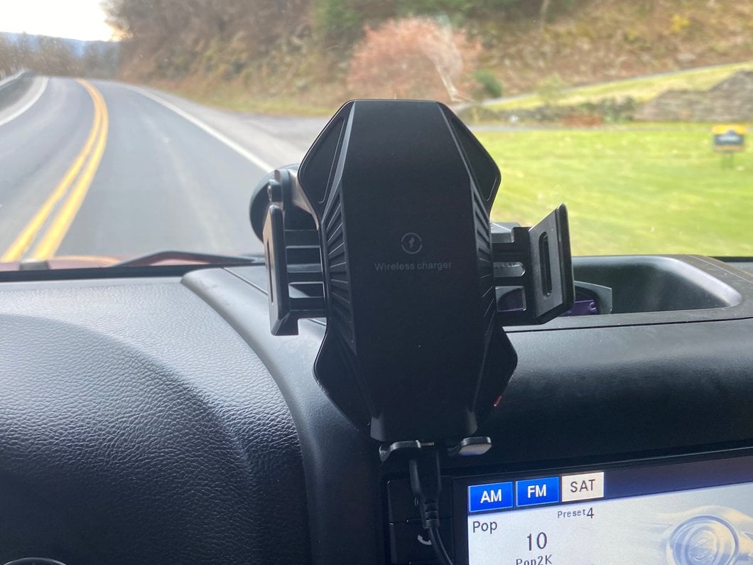 RedRock Wireless Charging Phone Mount