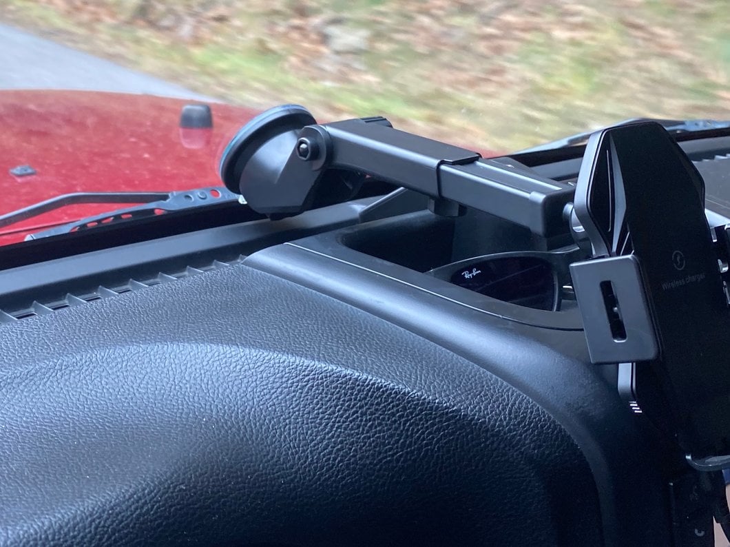 RedRock Wireless Charging Phone Mount