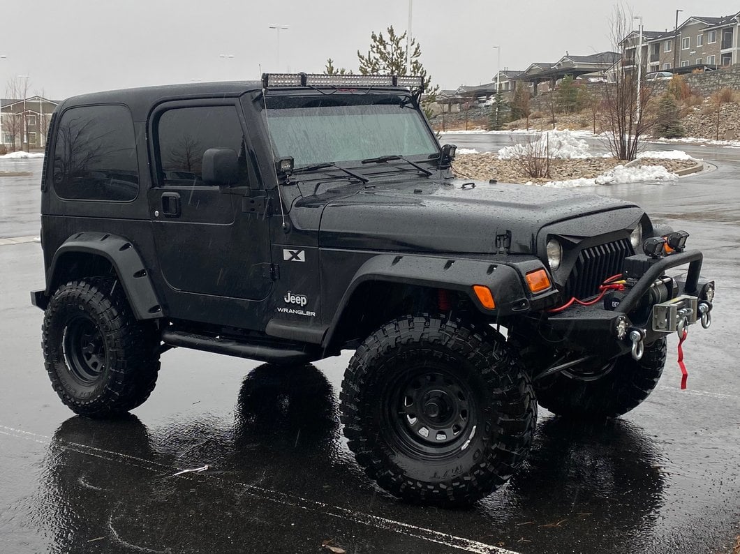 RedRock Gladiator Grille (97-06 Jeep Wrangler TJ)