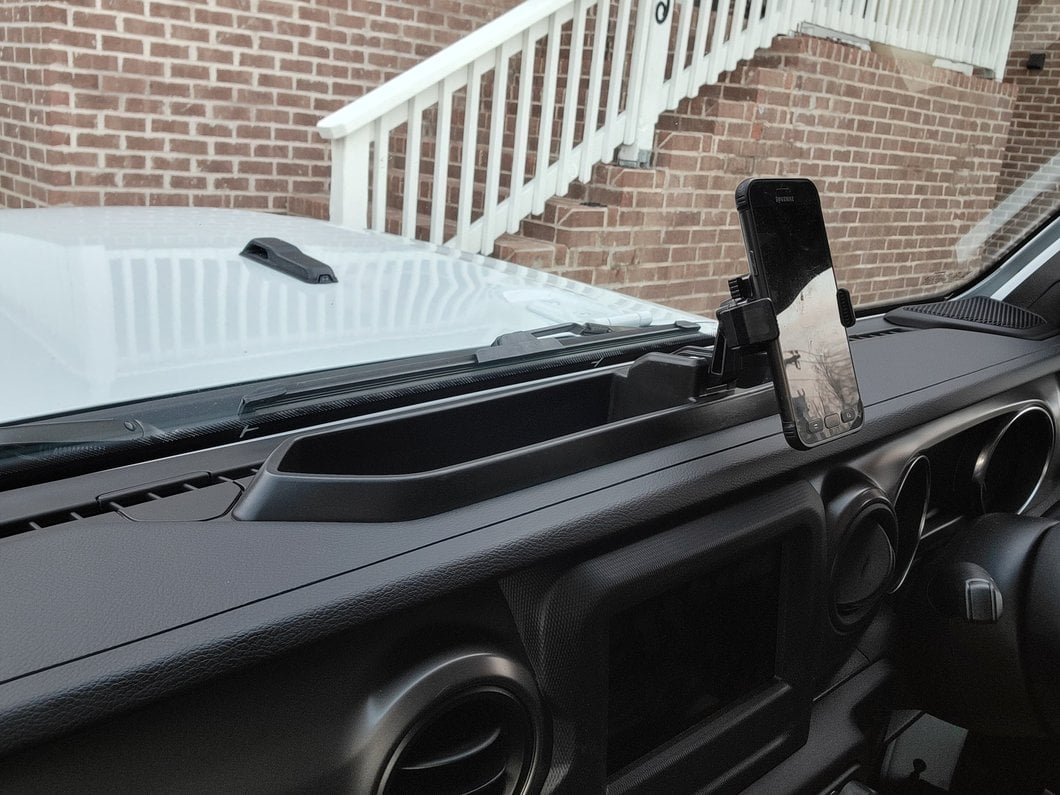 RedRock Dash Mounted Phone Holder with Storage Compartment (20-23 Jeep Gladiator JT)