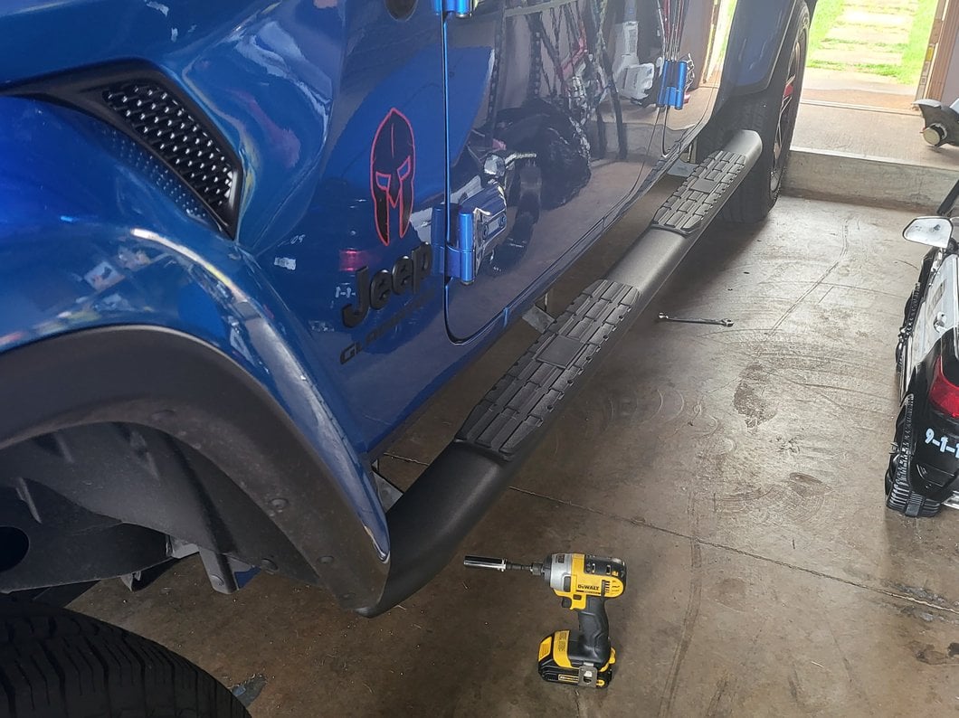 RedRock PNC Side Step Bars; Textured Black (20-25 Jeep Gladiator JT)