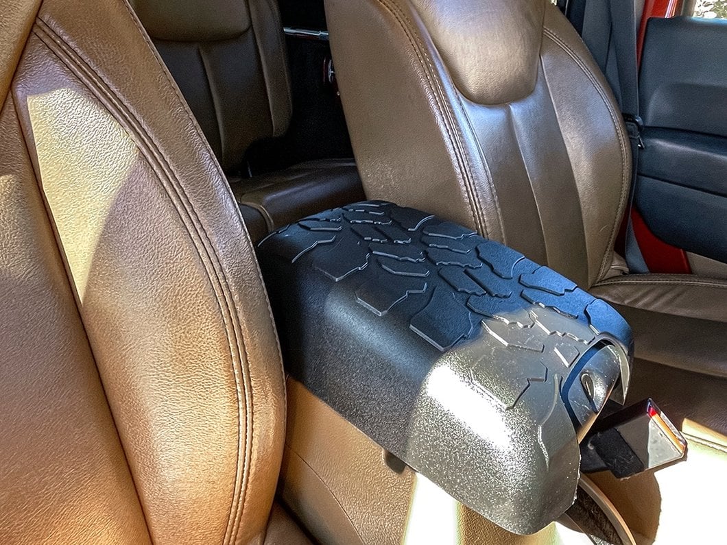 RedRock Treaded Center Console Cover; Black (11-18 Jeep Wrangler JK)