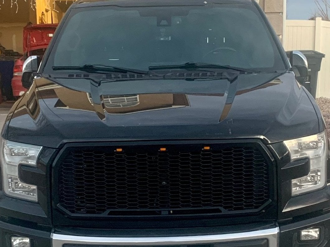 RedRock Baja Upper Replacement Grille with LED Lighting; Gloss Black (15-17 F-150, Excluding Raptor)