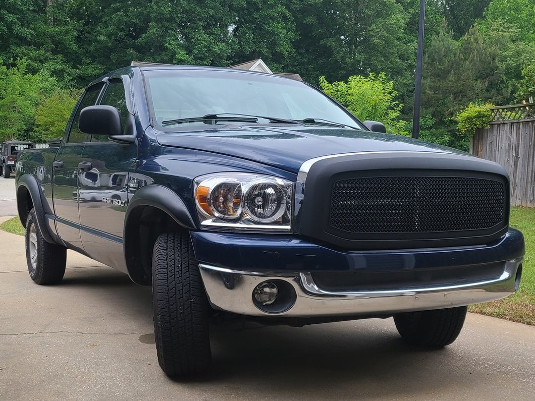 RedRock Mesh Upper Replacement Grille; Matte Black (06-08 RAM 1500)
