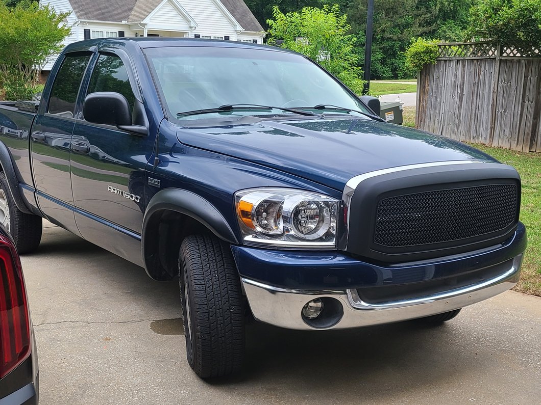 RedRock Mesh Upper Replacement Grille; Matte Black (06-08 RAM 1500)