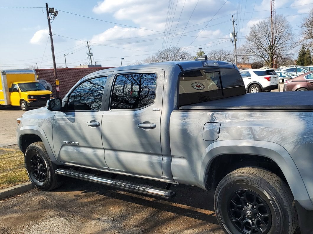 RedRock 5-Inch Aluminum Side Step Bars (05-23 Tacoma Double Cab)