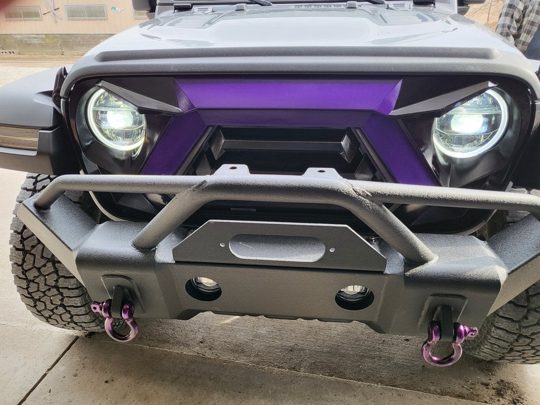 RedRock Goliath Grille with LED DRL (20-25 Jeep Gladiator JT w/o TrailCam)