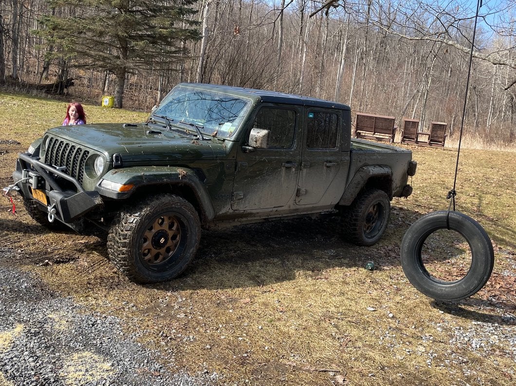 RedRock Avenger Winch Front Bumper (20-25 Jeep Gladiator JT)