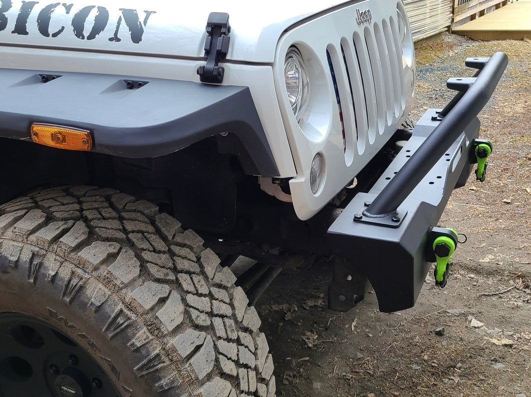 Jeep Licensed by RedRock Stubby Front Winch Bumper with Jeep Logo (07-18 Jeep Wrangler JK)