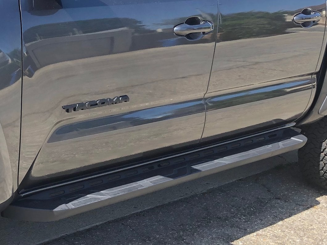 RedRock OEM Style Side Step Bars (05-23 Tacoma Double Cab)