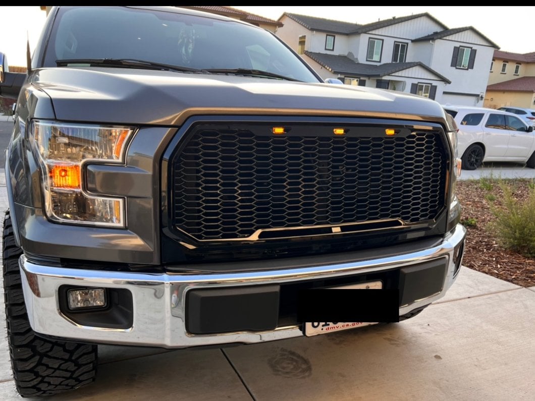 RedRock Baja Upper Replacement Grille with LED Lighting; Gloss Black (15-17 F-150, Excluding Raptor)