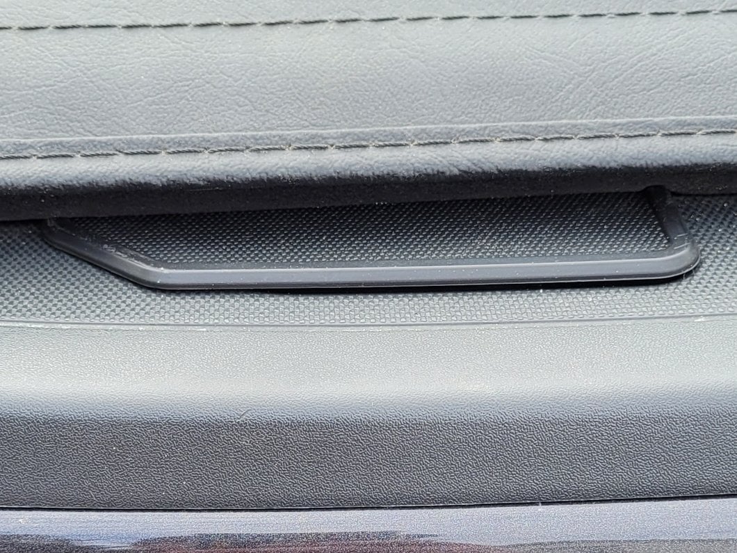 RedRock Stake Pocket Covers (14-18 Sierra 1500)