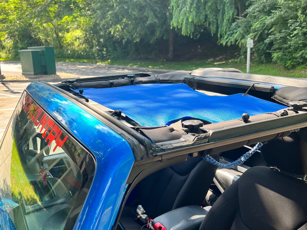 RedRock Mesh Sun Shade; Front; Blue (07-18 Jeep Wrangler JK)