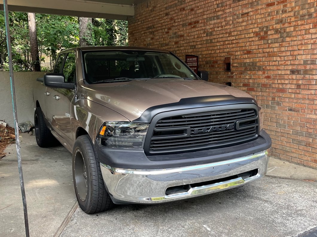 RedRock Boss Upper Replacement Grille with LED DRL; Matte Black (09-12 RAM 1500)