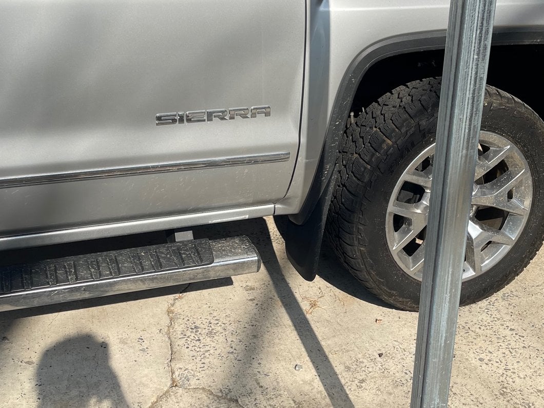 RedRock Mud Flaps; Front and Rear (14-18 Sierra 1500 w/o OE Fender Flares)