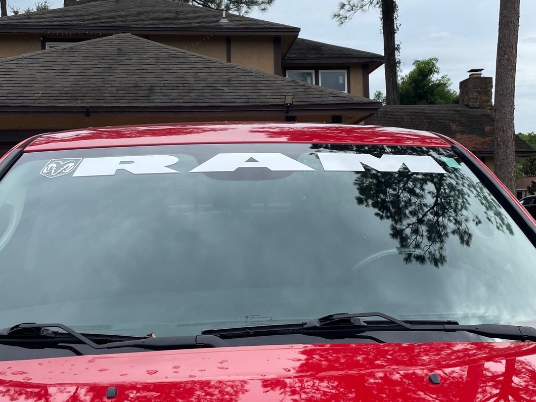 RAM Licensed by RedRock RAM with Head and Logo Windshield Banner; White (02-18 RAM 1500)