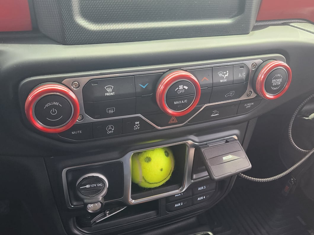 RedRock Billet Aluminum HVAC and Radio Control Knob Trim Ring Set; Red (20-25 Jeep Gladiator JT)