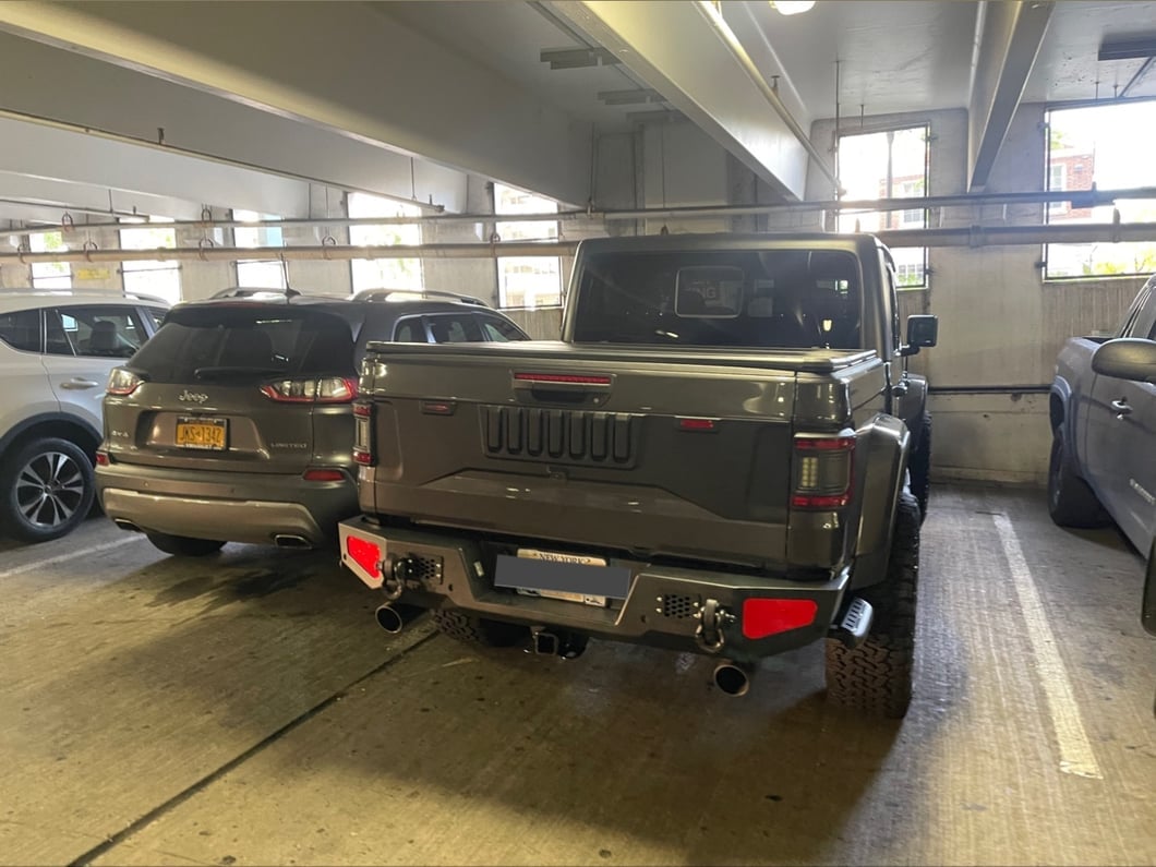 RedRock Tailgate Trim Panel (20-25 Jeep Gladiator JT)