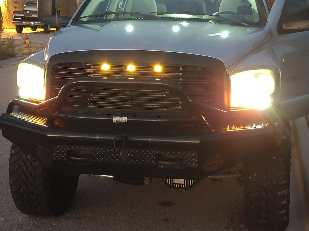 RedRock Boss Upper Replacement Grille with LED DRL; Matte Black (06-09 RAM 2500)