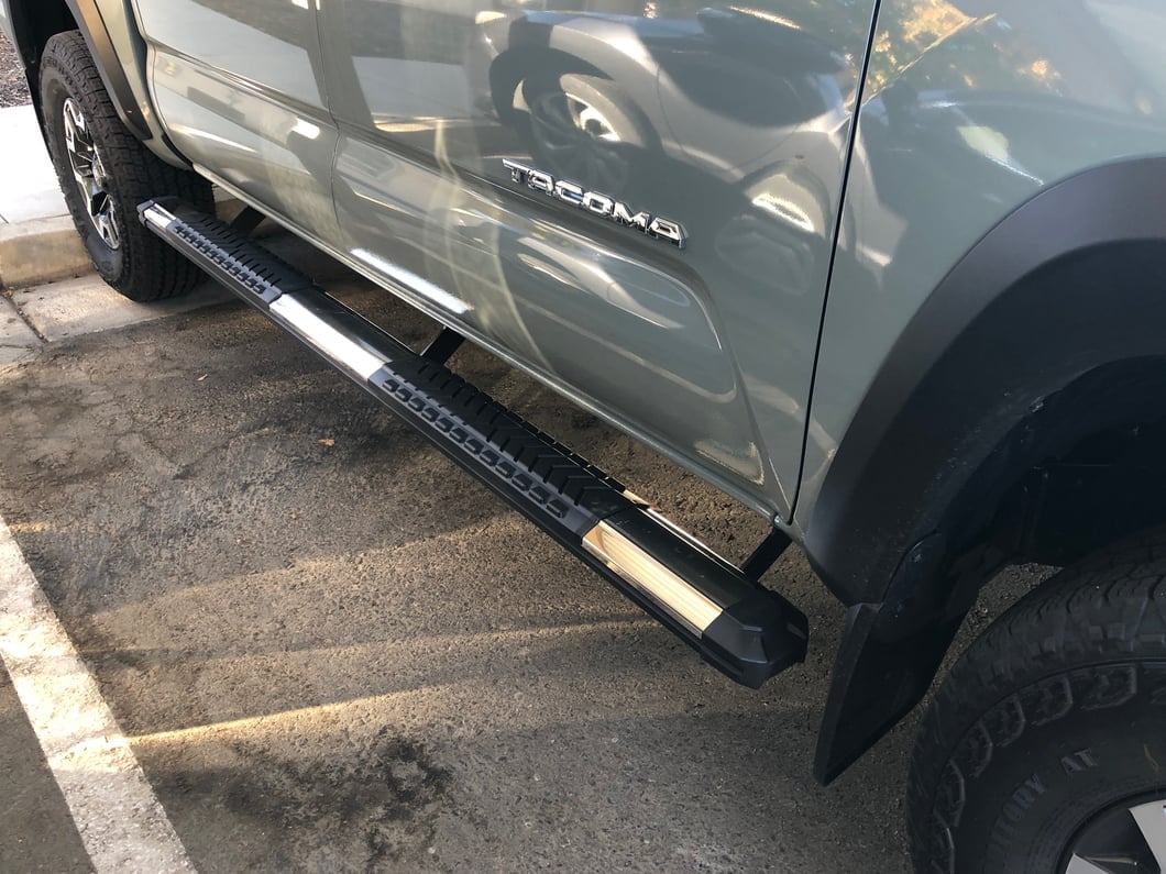 RedRock 5-Inch Aluminum Side Step Bars (05-23 Tacoma Double Cab)