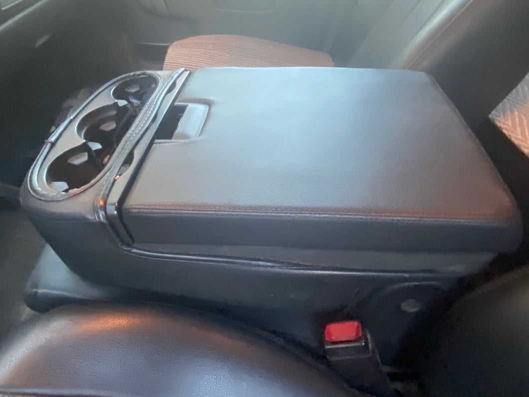 RedRock Alterum Series Center Console Top Lid; Black (07-13 Silverado 1500 w/ Bench Seat)