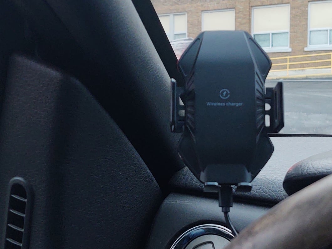 RedRock Wireless Charging Phone Mount