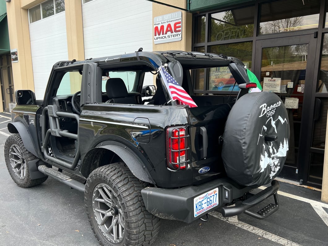 RedRock Paracord Grab Handles; Black (21-25 Bronco)