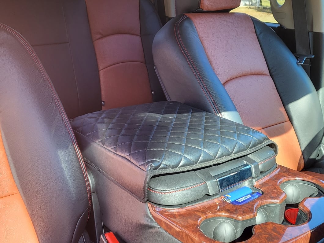 RedRock Center Console Arm Rest Cushion; Black (09-18 RAM 1500)