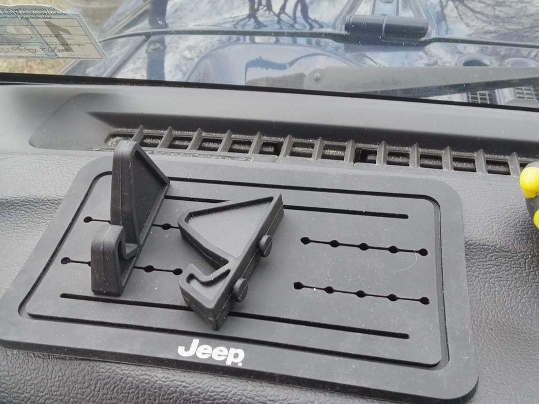 Jeep Licensed by RedRock Anti-Slip Dashboard Phone Holder (07-18 Jeep Wrangler JK)