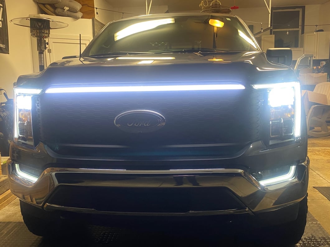RedRock Upper Replacement Grille with DRL (21-23 F-150, Excluding Raptor & Tremor)