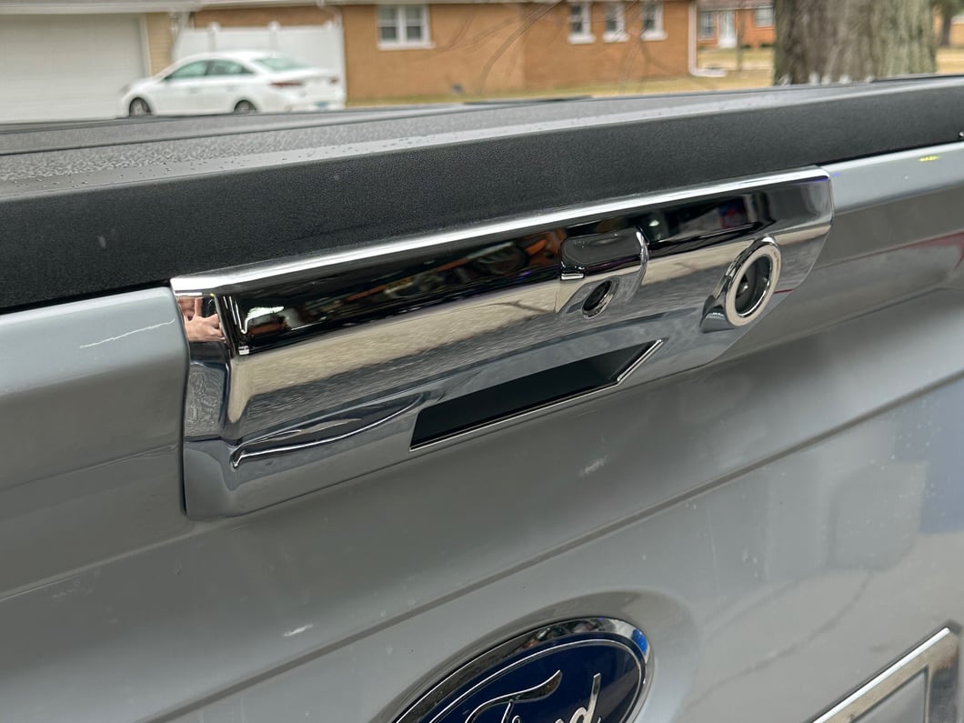 RedRock Tailgate Handle Cover; Chrome (21-25 F-150 w/ Power Fold-Down Tailgate)
