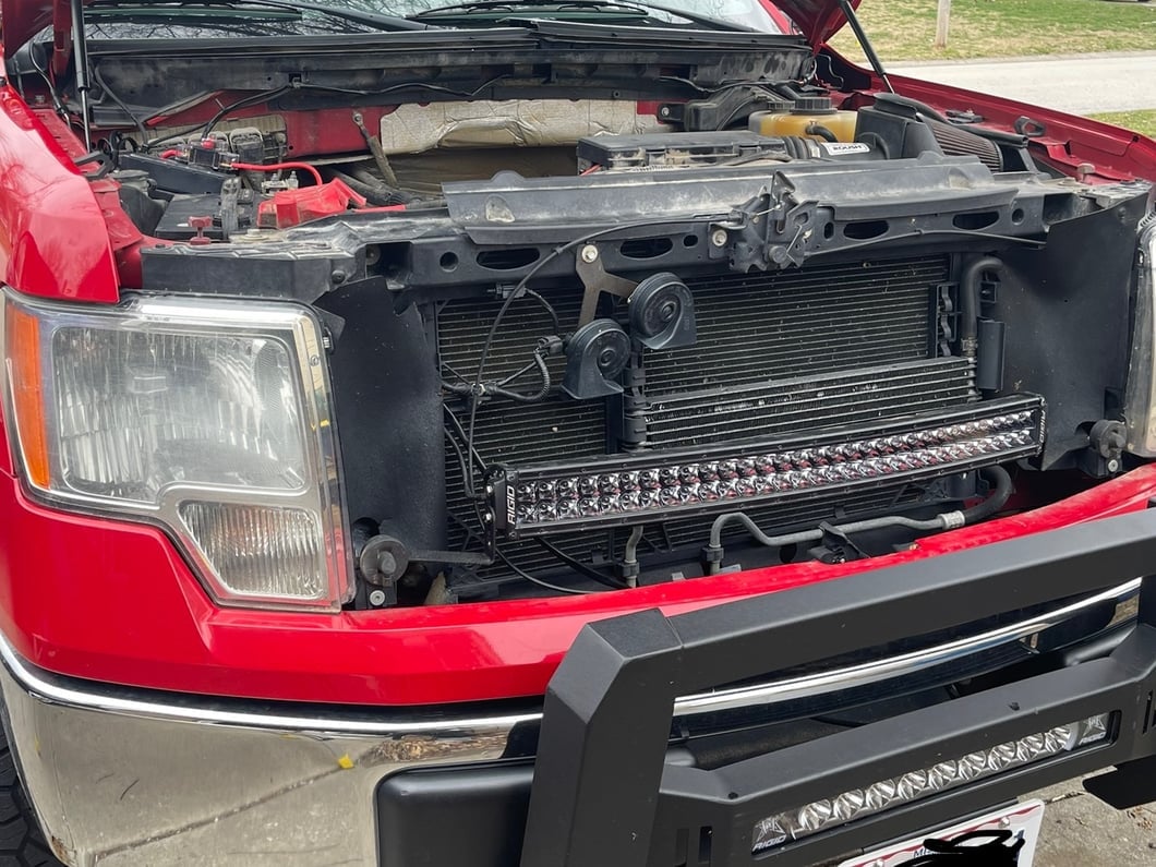 RedRock Front Bumper 30-Inch LED Light Bar Mount (09-14 F-150)