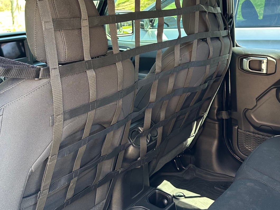 RedRock Cargo Net/Pet Divider; Front Seat (07-25 Jeep Wrangler JK & JL)