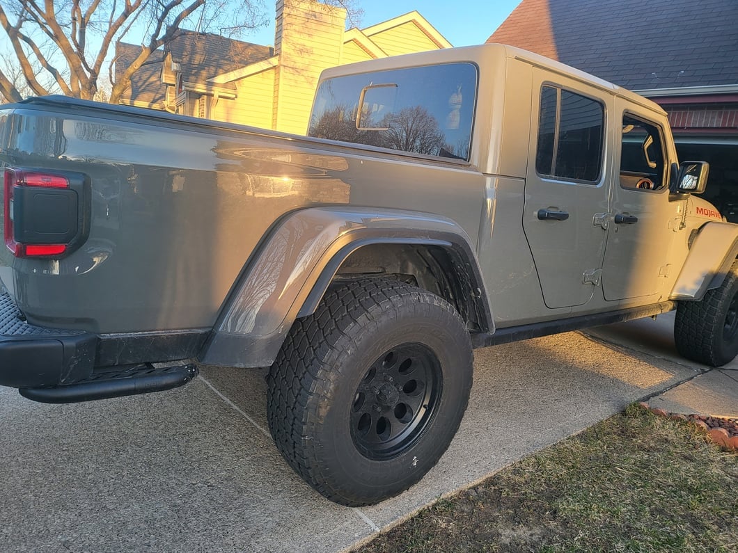 Jeep Licensed by RedRock Bed Side Rock Rails with Jeep Logo (20-25 Jeep Gladiator JT)