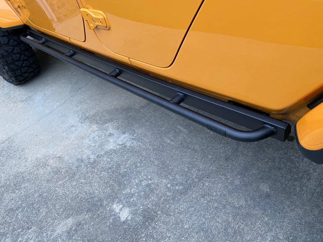 Jeep Licensed by RedRock Enhanced Rubi Rails with Jeep Logo; Textured Black (20-25 Jeep Gladiator JT)