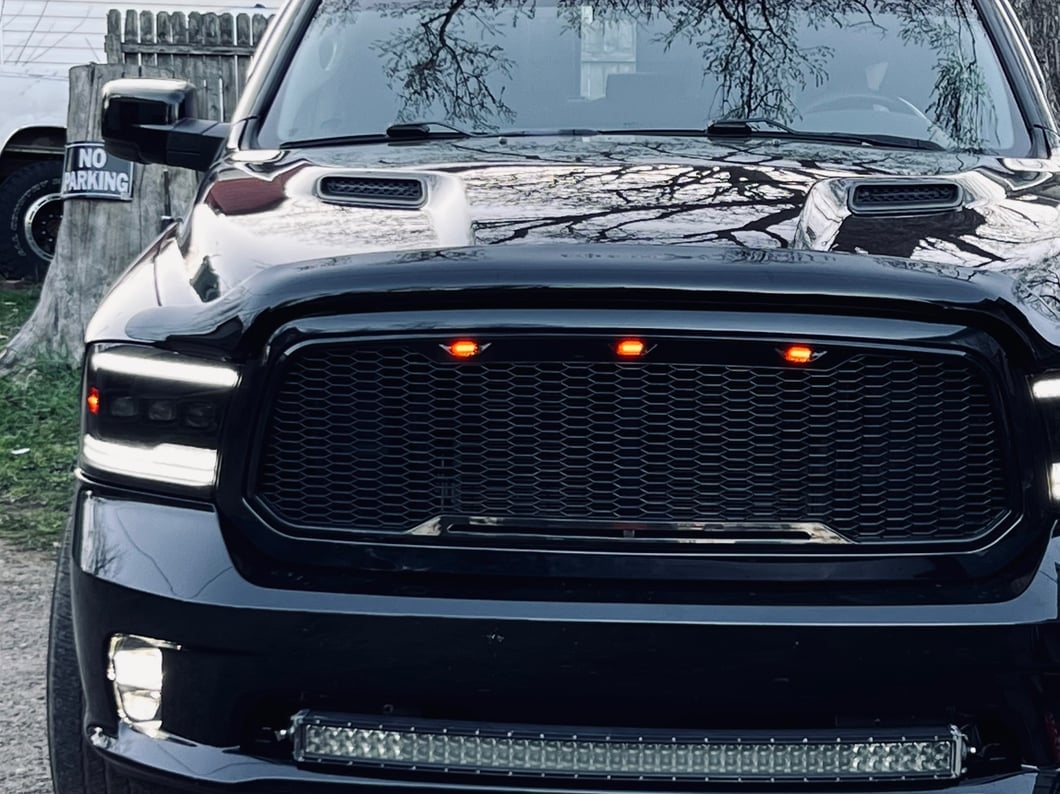 RedRock Replacement Grille Amber LED Light for R109758 Only (13-18 RAM 1500, Excluding Rebel)
