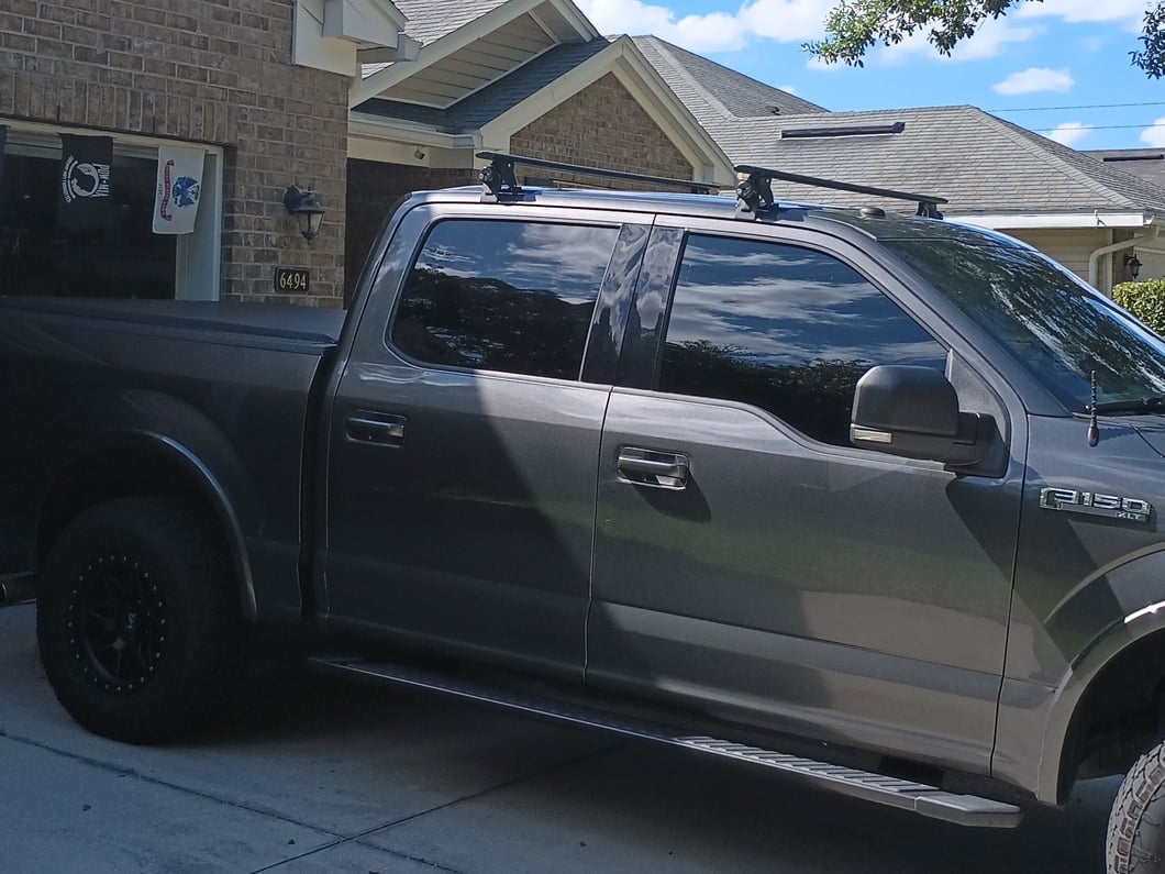 RedRock Cross Bar Roof Rack; Black; 60-Inch (15-20 F-150)