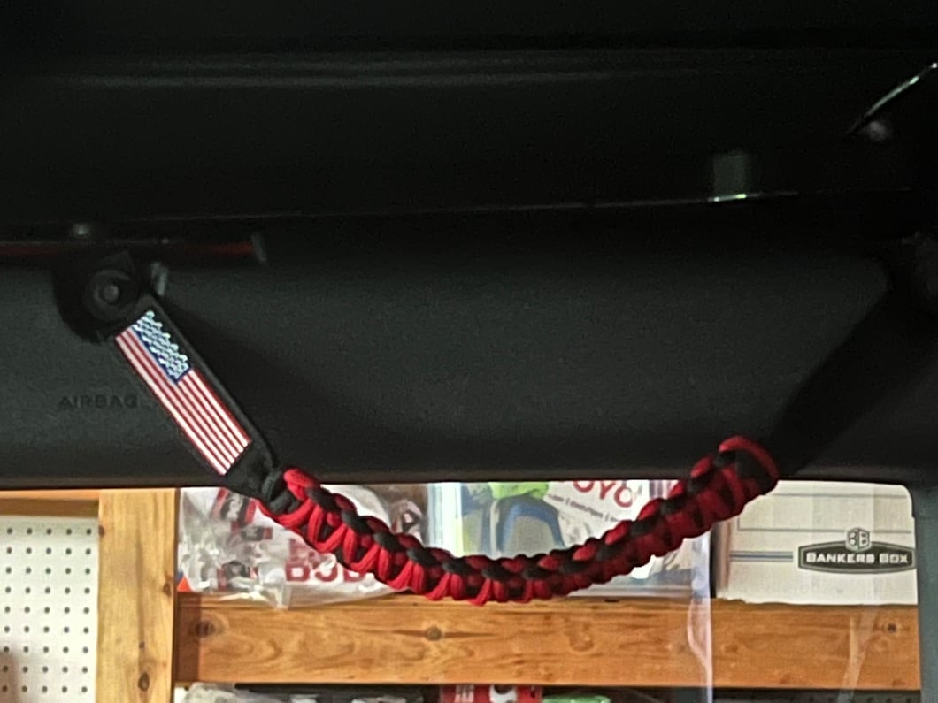 RedRock Paracord Grab Handles; Red (21-25 Bronco)