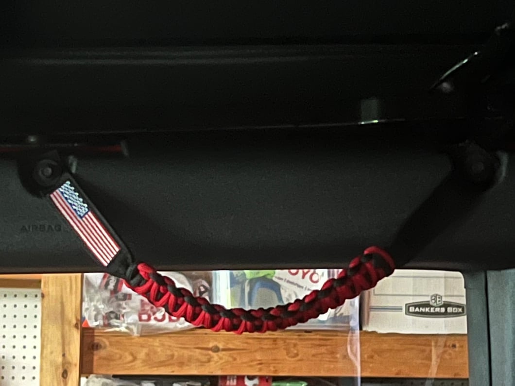 RedRock Paracord Grab Handles; Red (21-25 Bronco)