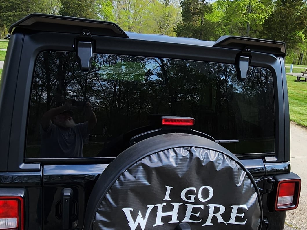 RedRock Roof Mounted Spoiler with LED Brake and Reverse Lighting (18-25 Jeep Wrangler JL)