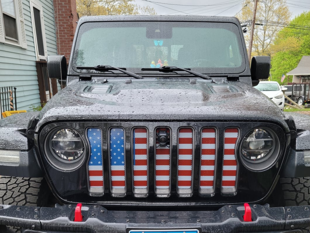 RedRock Grille Insert; Old Glory (20-25 Jeep Gladiator JT w/o TrailCam)