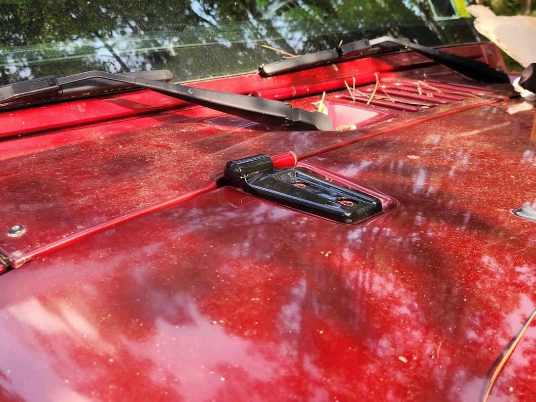 RedRock Hood Hinge Cover; Black (07-18 Jeep Wrangler JK)