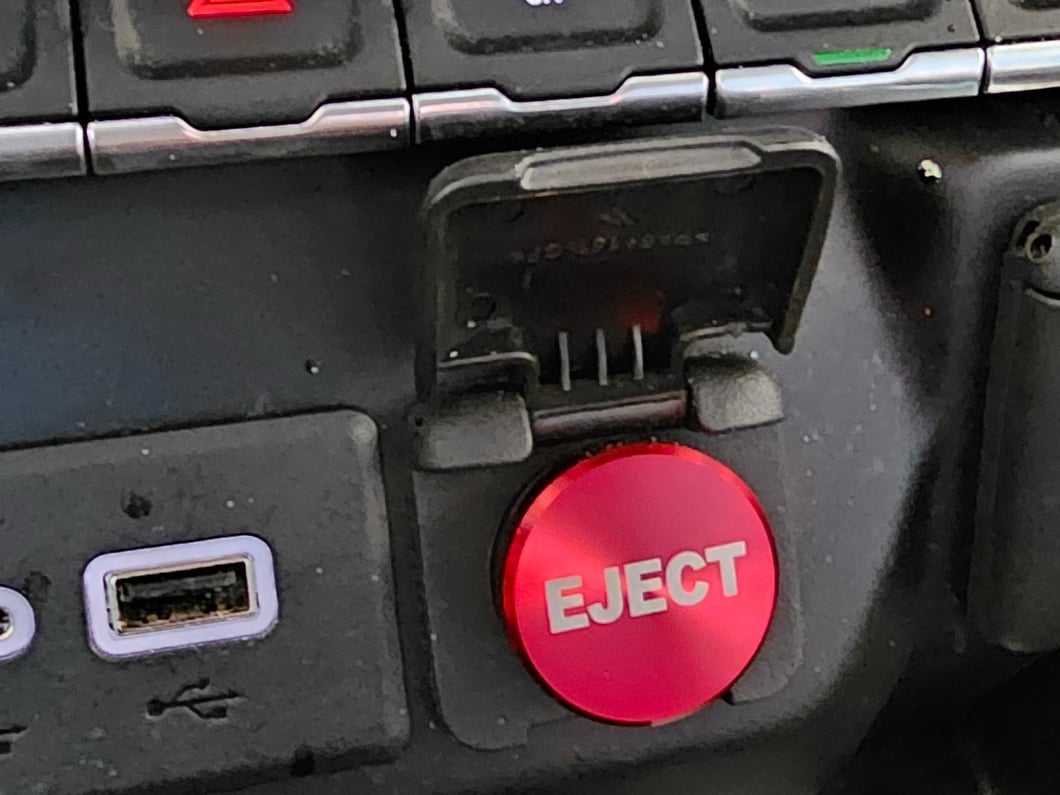 RedRock Billet Aluminum Eject Lighter Plug